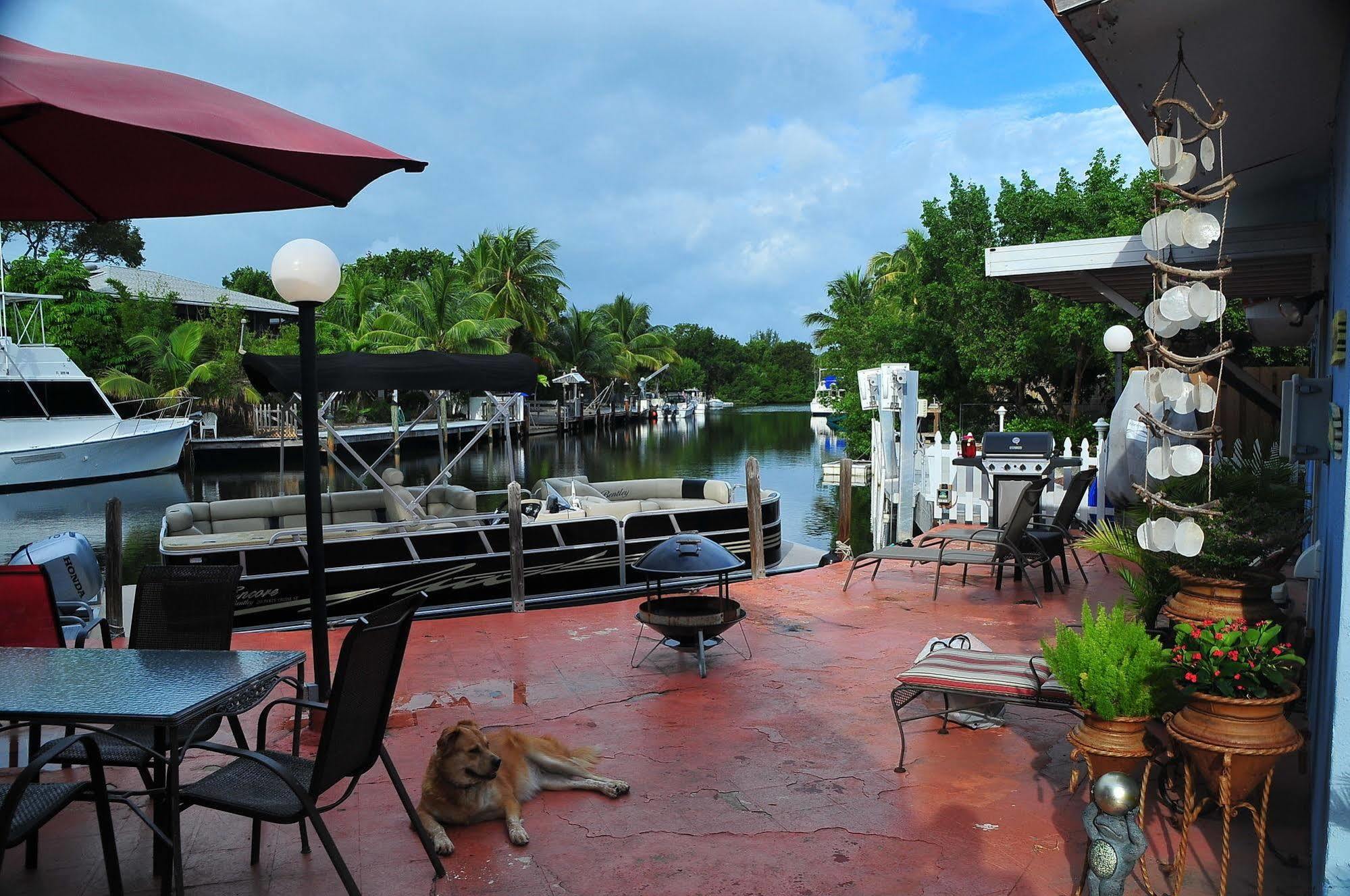 Conch On Inn Motel Tavernier Exterior photo